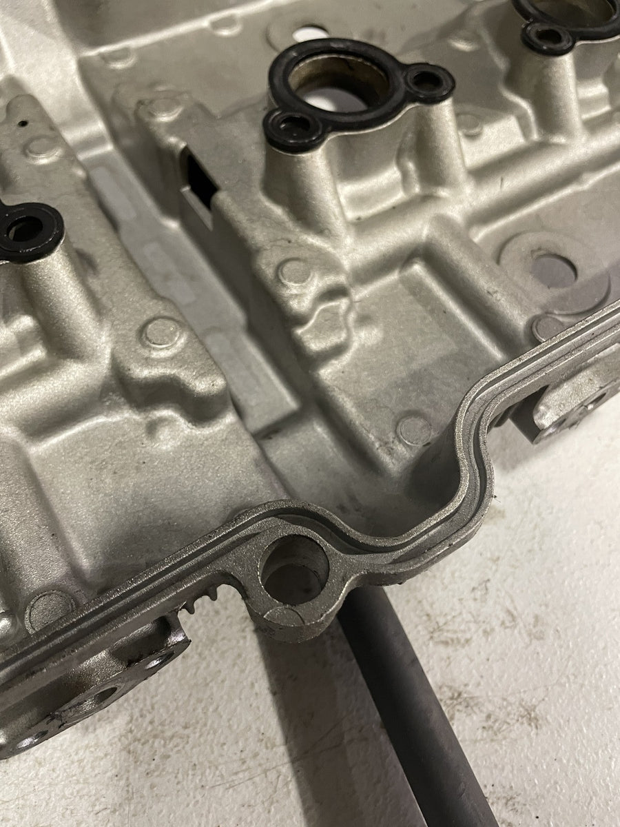 98-03 SUZUKI KATANA 600 ENGINE TOP END CYLINDER HEAD COVER