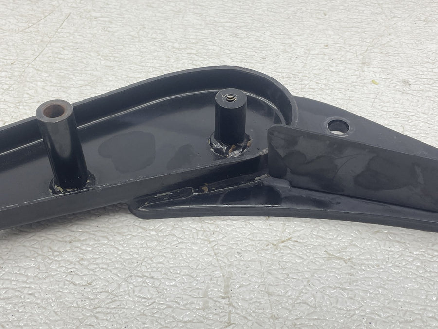 2012 SUZUKI BOULEVARD M109R LEFT RIGHT REAR BACK FENDER SUPPORT BRACKET MOUNTS