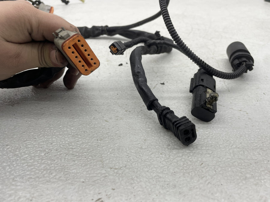13 HARLEY-DAVIDSON ROAD GLIDE CVO CUSTOM FLTRXSE2 MAIN ENGINE WIRING HARNESS