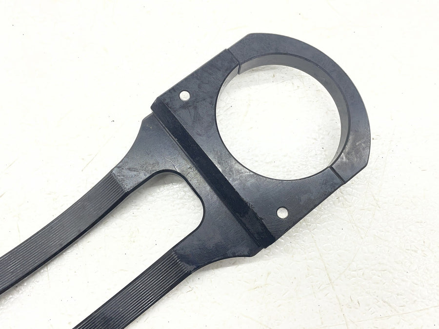07-09 HARLEY-DAVIDSON SOFTAIL NIGHT TRAIN FXSTB FRONT FORK BRACE MOUNT BRACKET