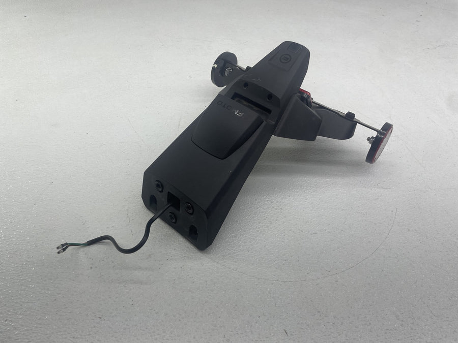 23-25 CF-MOTO 675SS REAR LICENSE PLATE MOUNT LIGHT