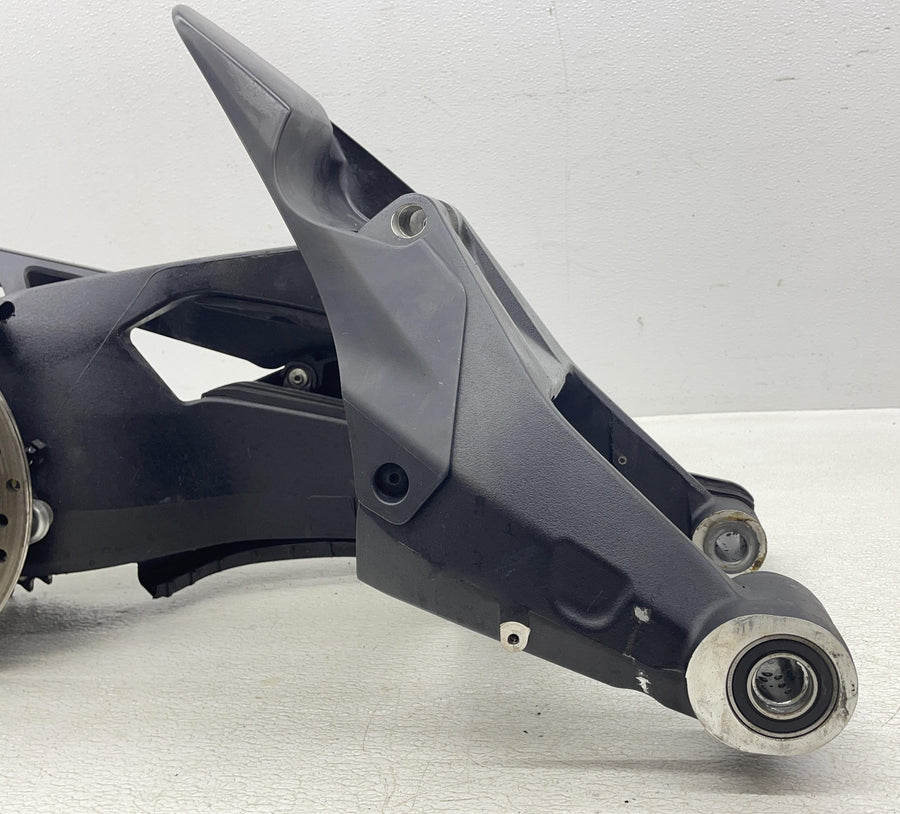 21-24 DUCATI SUPERSPORT 950 S REAR SWINGARM SUSPENSION SWING ARM HUB CARRIER