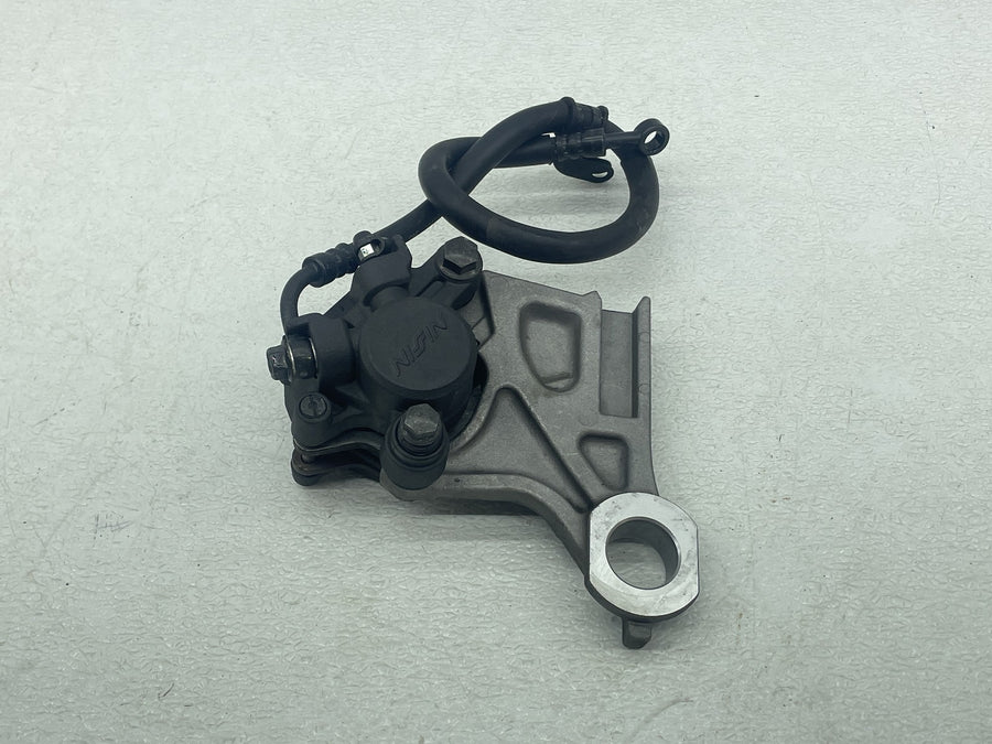 11-13 YAMAHA FZ8 RIGHT REARSET REAR DRIVER FOOT PEG MOUNT BRAKE CALIPER MASTER