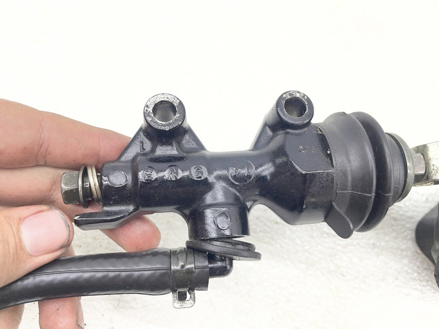 04-06 HARLEY-DAVIDSON SPORTSTER 1200 XL1200L REAR BACK BRAKE MASTER CYLINDER