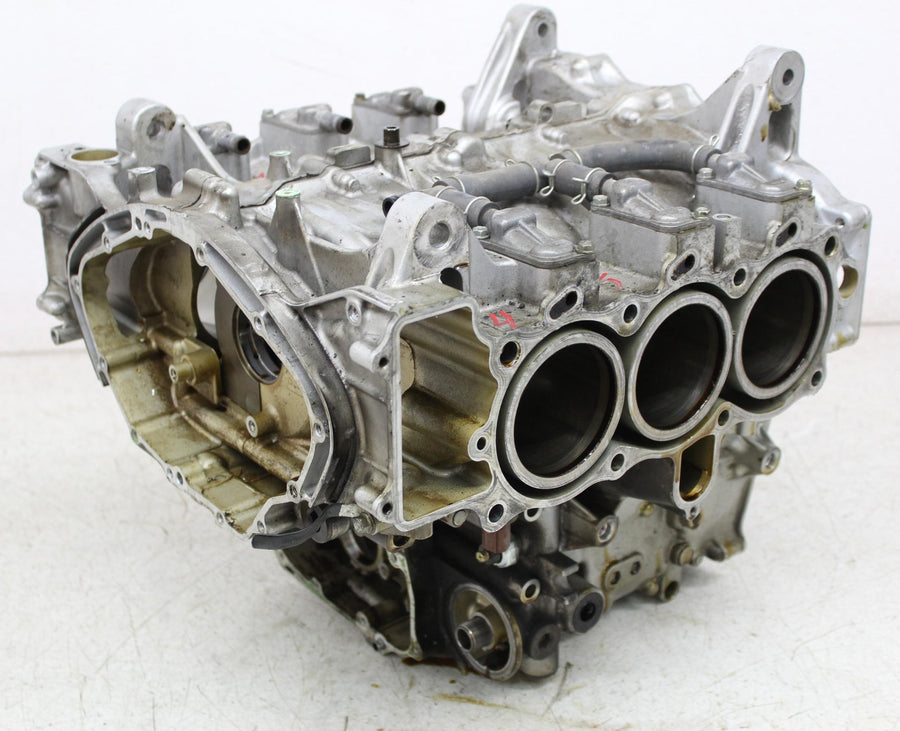 01-05 HONDA GOLDWING 1800 GL1800 ENGINE MOTOR CRANKCASE CRANK CASES BLOCK
