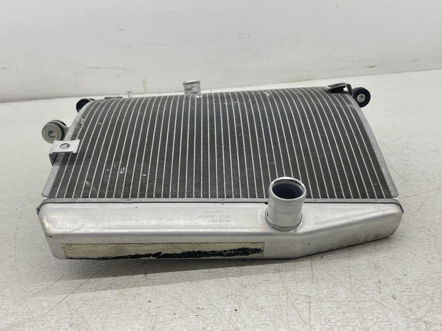 19-23 KAWASAKI NINJA ZX6R ZX636 ENGINE RADIATOR MOTOR COOLER COOLING RADIATER