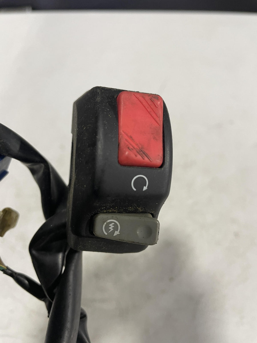 07-08 YAMAHA YZF R1 RIGHT CONTROL KILL OFF START SIGNAL SWITCH 4C8-83975-00-00