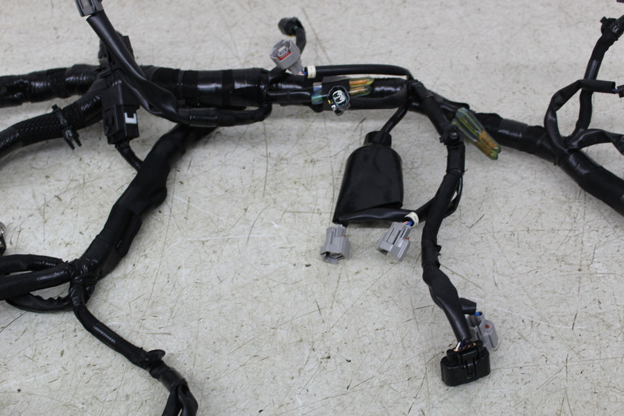 24 KAWASAKI NINJA ZX4R MAIN ENGINE WIRING HARNESS MOTOR WIRE LOOM (SEE DESCP)