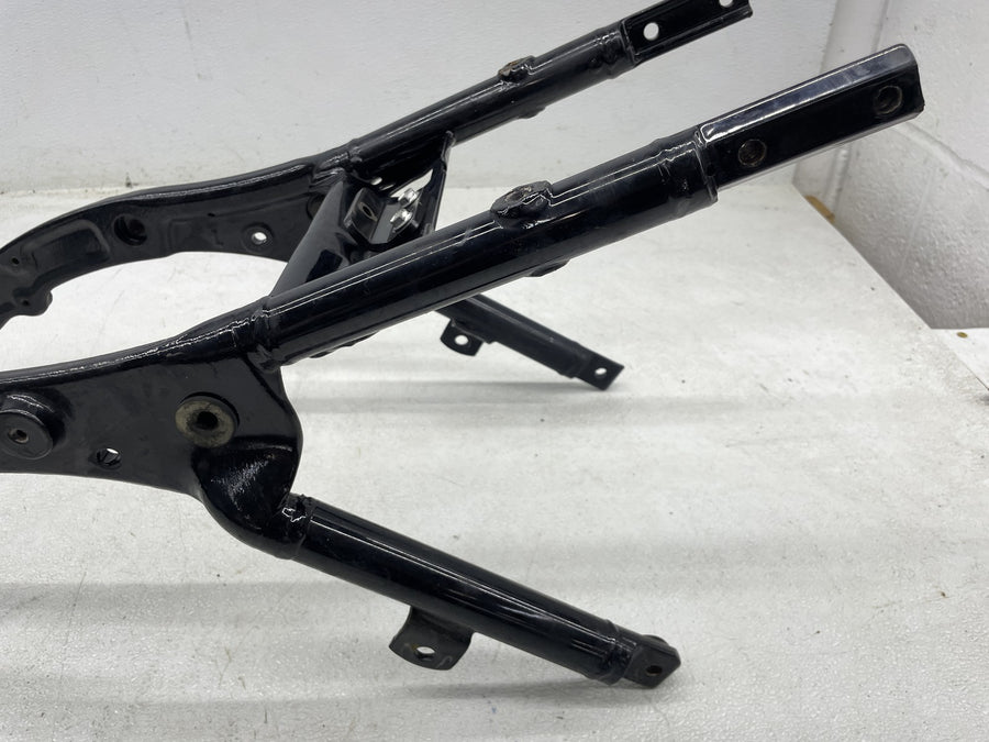 07-11 HARLEY-DAVIDSON ELECTRA GLIDE ULTRA CLASSIC REAR BACK FENDER SUBFRAME