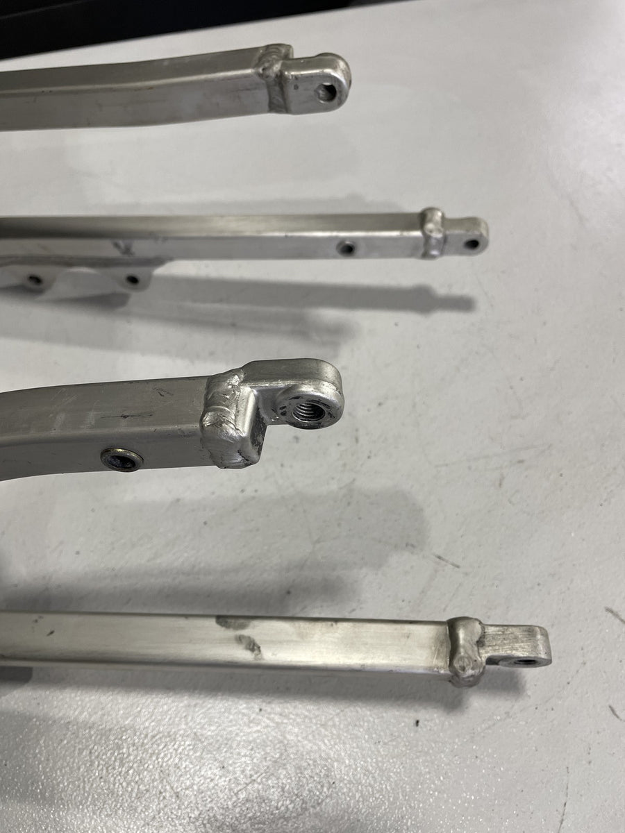 01-05 SUZUKI GSXR600 GSXR750 01-02 GSXR1000 REAR BACK TAIL SUBFRAME SUB FRAME