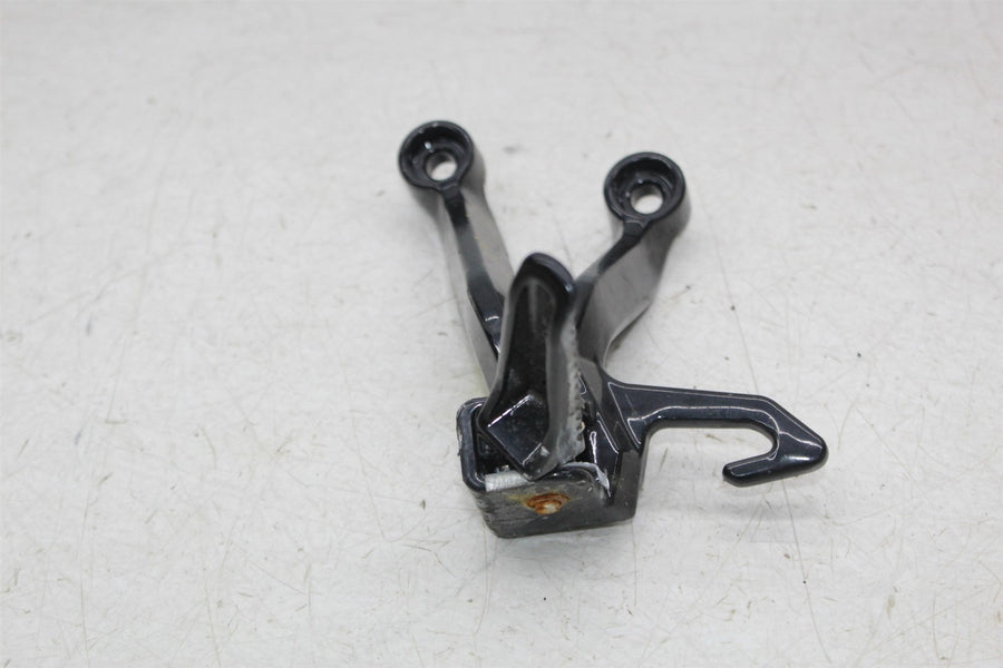 03-04 SUZUKI GSXR1000 LEFT RIGHT REAR BACK PASSENGER FOOT STEP PEGS PAIR