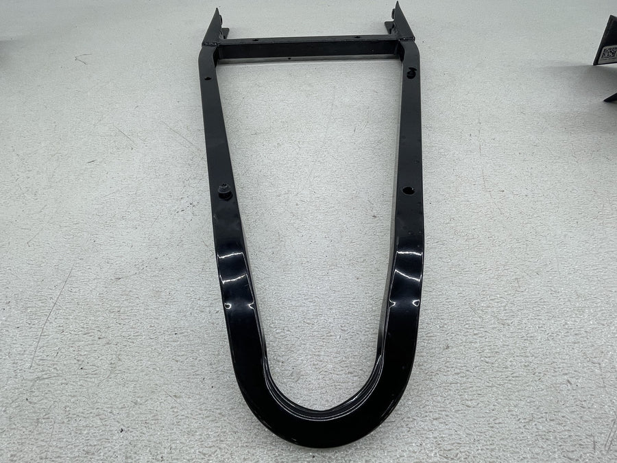 19 POLARIS SLINGSHOT SL RIGHT PASSENGER LOWER SEAT BASE MOUNT BACK REST FRAME
