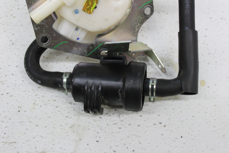 15-18 HONDA CB300F ABS FUEL PUMP GAS PETROL SENDER UNIT
