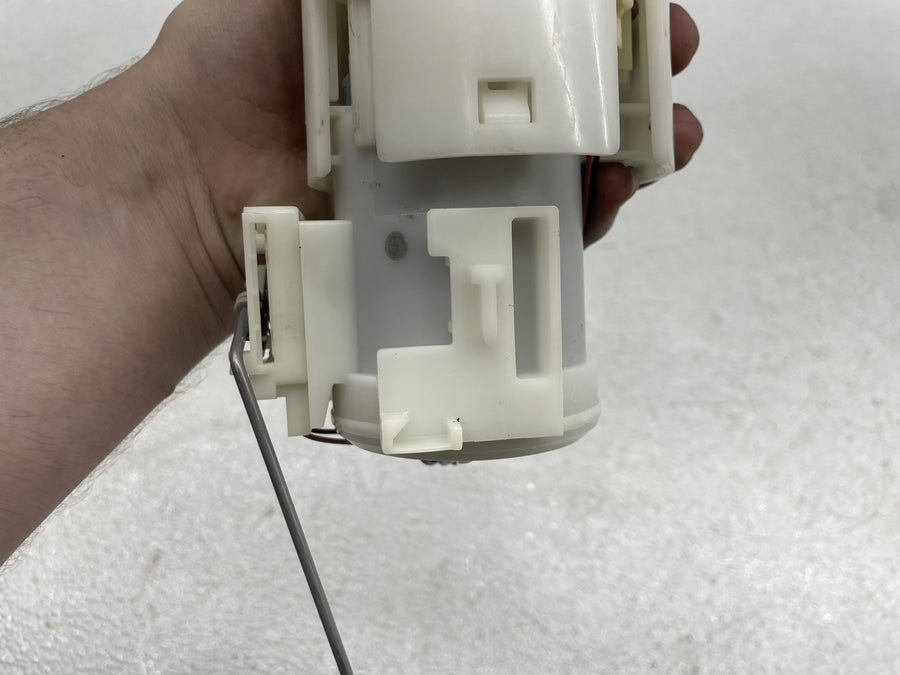 06-15 YAMAHA FZ1 FUEL PUMP GAS PETROL SENDER UNIT
