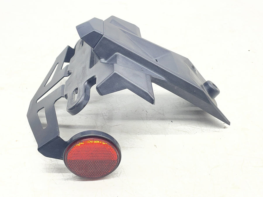 19 POLARIS SLINGSHOT SL REAR FENDER LICENSE PLATE MOUNT BRACKET LIGHT
