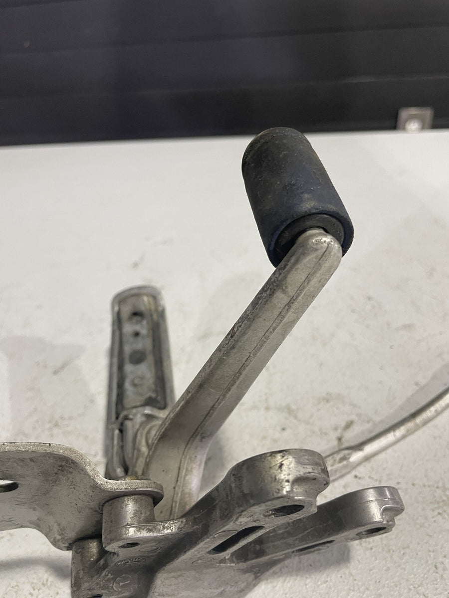 98-99 KAWASAKI NINJA ZX9R LEFT REARSET REAR SET FOOT PEG W SHIFTER