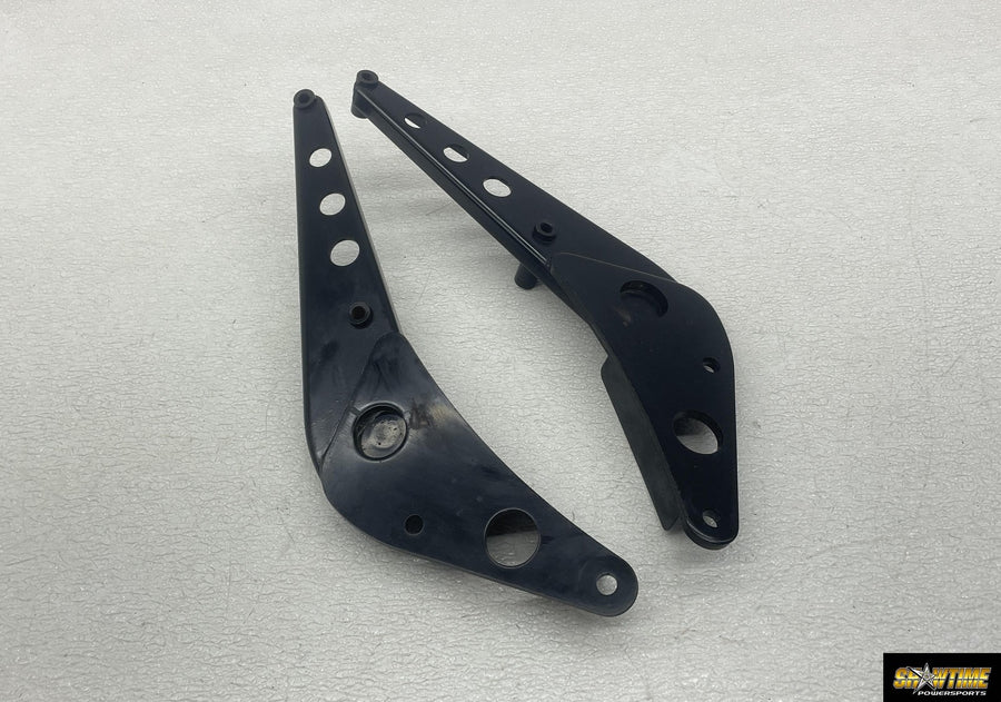 2012 SUZUKI BOULEVARD M109R LEFT RIGHT REAR BACK FENDER SUPPORT BRACKET MOUNTS