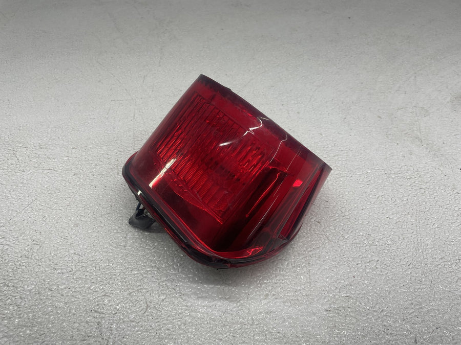 07-11 HARLEY-DAVIDSON ELECTRA GLIDE CLASSIC FLHTC TAILLIGHT REAR BRAKE LIGHT