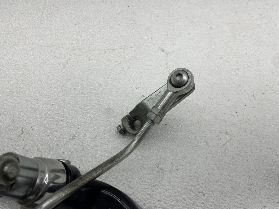 06-07 HARLEY-DAVIDSON STREET ROD VRSCR FRONT FOOT RESTS PEGS STEPS SET PAIR