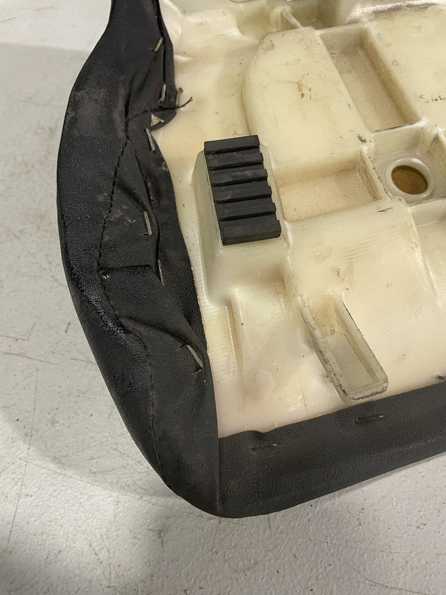 01-02 SUZUKI GSXR1000 FRONT DRIVERS SEAT PAD SADDLE PILLION 45100-35F00-R42