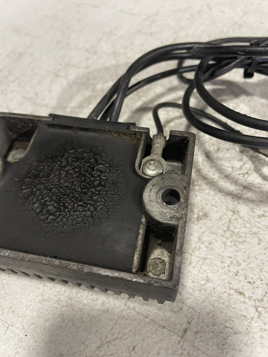 91 HARLEY-DAVIDSON ELECTRA GLIDE FLHT RECTIFIER VOLTAGE REGULATOR