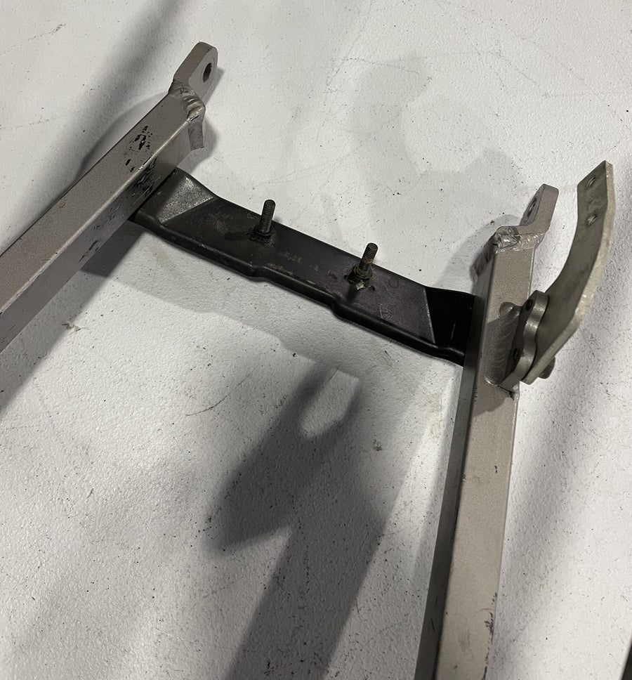 93-95 KAWASAKI NINJA ZX7R REAR BACK TAIL SUBFRAME SUB FRAME