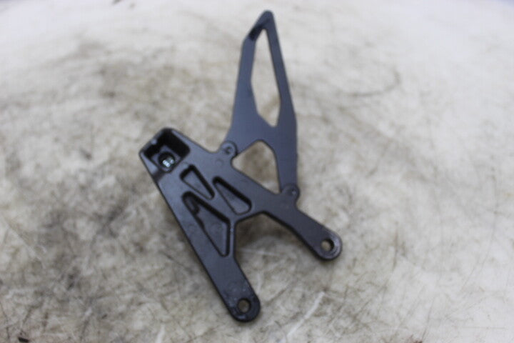 20-21 YAMAHA R1 LEFT REARSET REAR SET DRIVER FOOT PEG REST STOP
