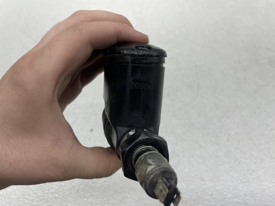 06-11 HARLEY-DAVIDSON DYNA LOW RIDER FXDL REAR BACK BRAKE MASTER CYLINDER