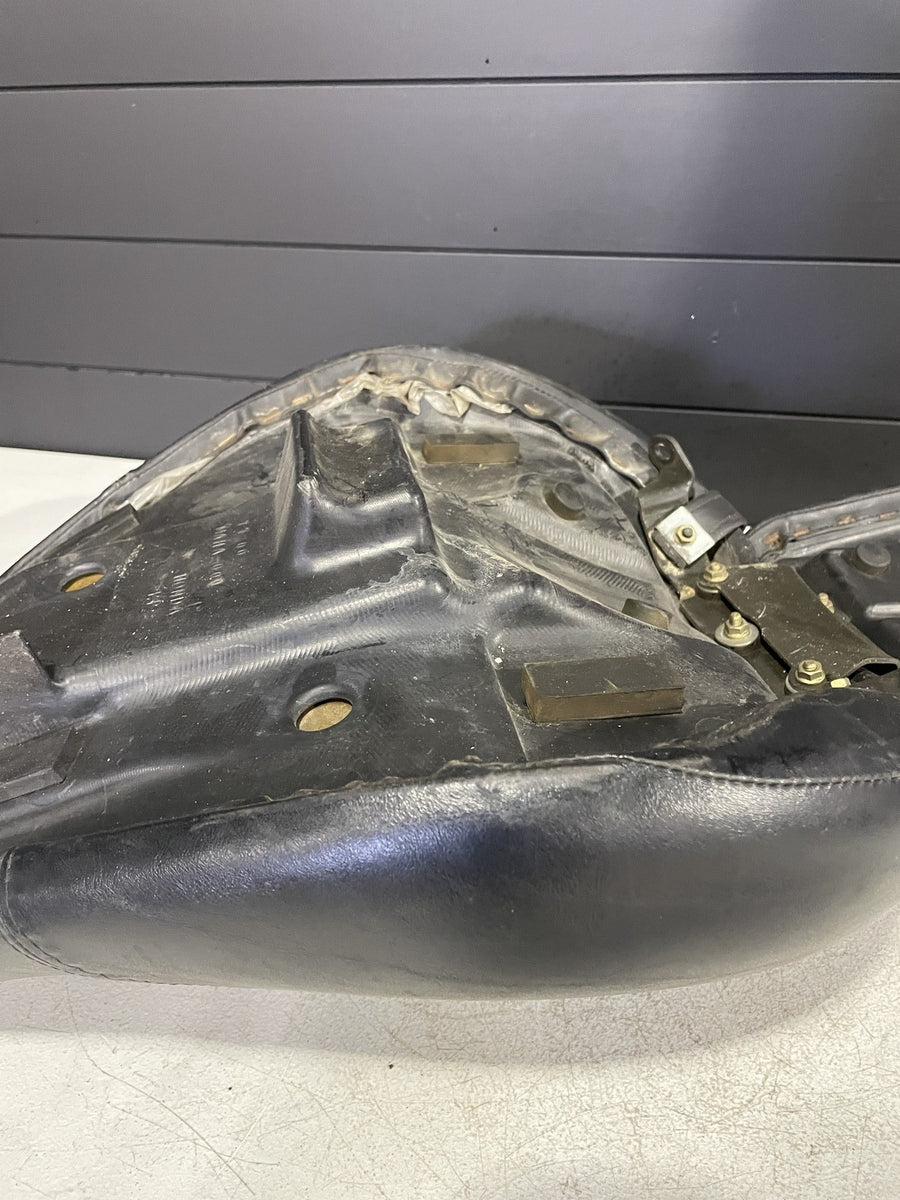 1995 HONDA SHADOW 1100 VT1100C FRONT REAR DRIVER PASSENGER SEAT