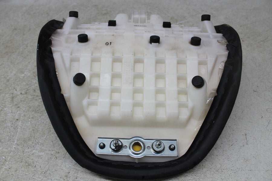 05-23 SUZUKI BOULEVARD VZR1800 M109R FRONT DRIVERS SEAT