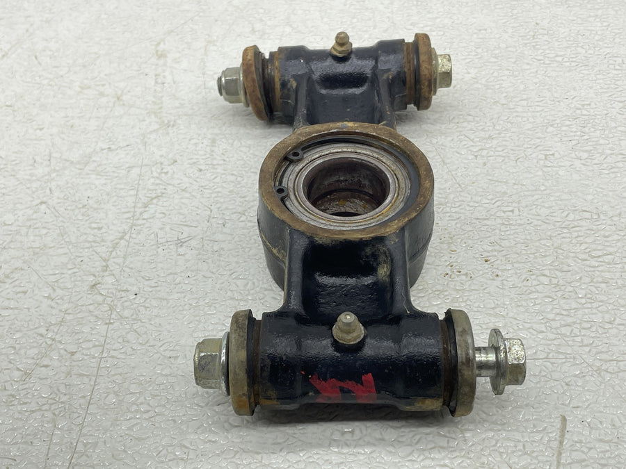16-26 CF-MOTO CFORCE 400 400S REAR BACK RIGHT STEERING KNUCKLE SPINDLE