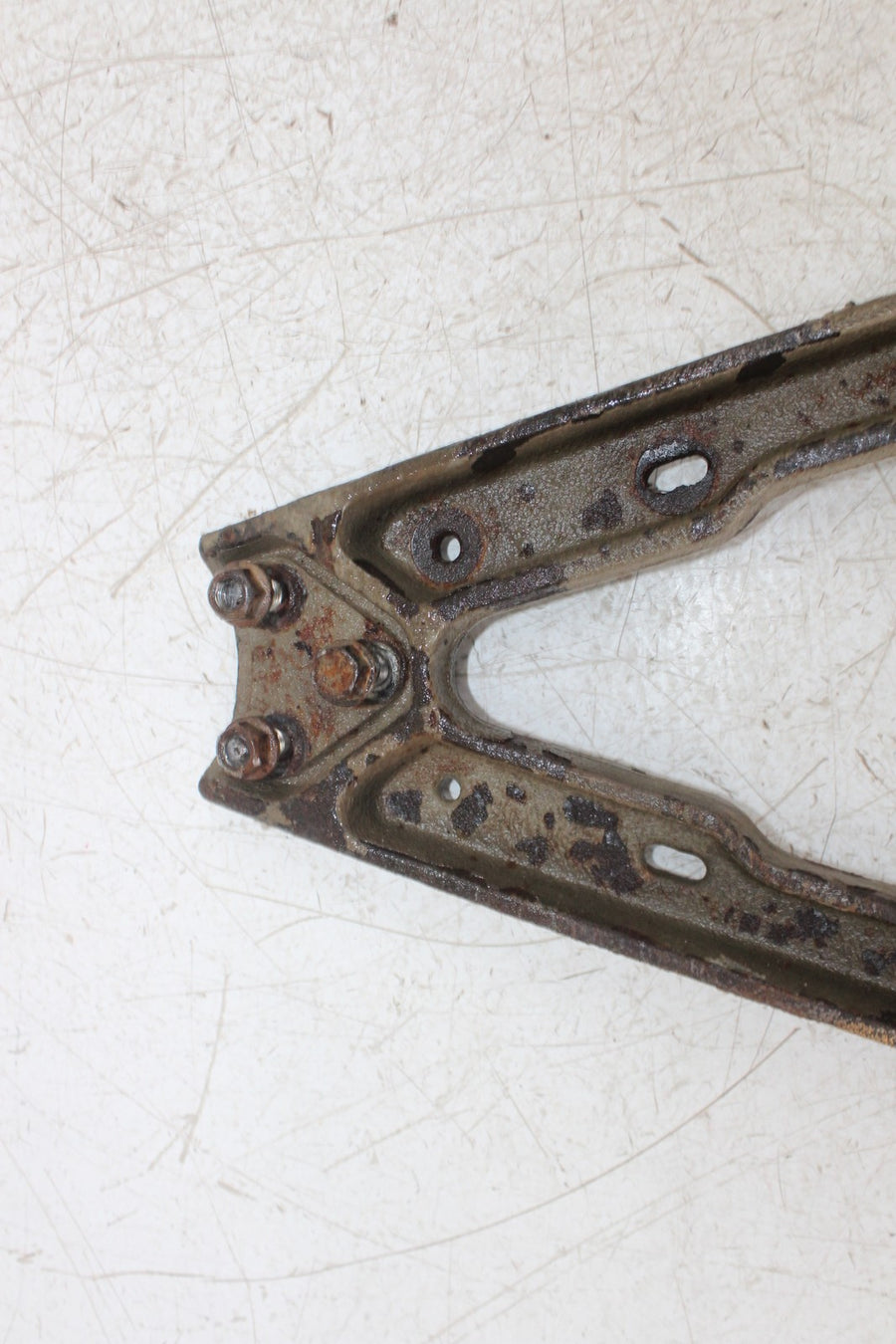 16 KUBOTA RTV-X1140 FRONT LOWER UPPER RIGHT CONTROL A ARMS