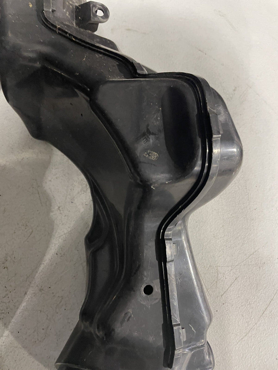 07-08 SUZUKI GSXR1000 LEFT RIGHT RAM AIR INTAKE TUBE DUCTS