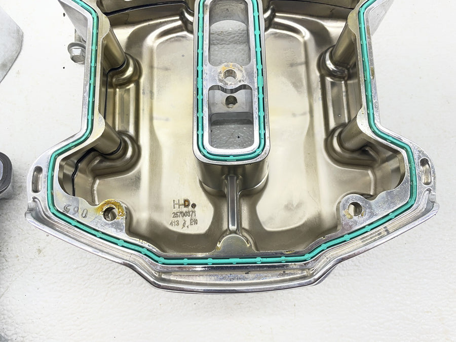 17-23 HARLEY-DAVIDSON ELECTRA GLIDE ULTRA LIMITED M8 107CI ENGINE ROCKER BOXES