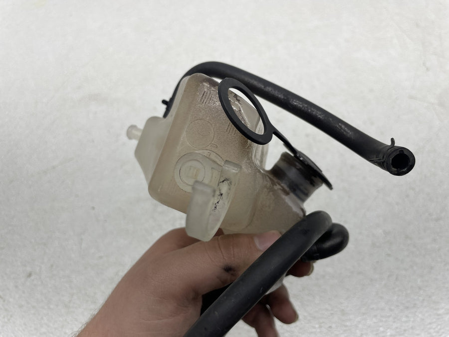 17-23 HARLEY-DAVIDSON ELECTRA GLIDE ULTRA LIMITED FLHTK COOLANT BOTTLE TANK