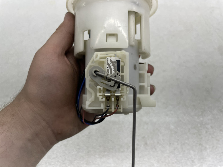 06-15 YAMAHA FZ1 FUEL PUMP GAS PETROL SENDER UNIT