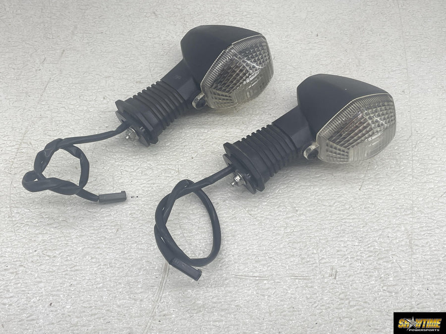 11-12 SUZUKI BANDIT GSX1250FA REAR LEFT RIGHT TURN SIGNALS LIGHT INDICATORS