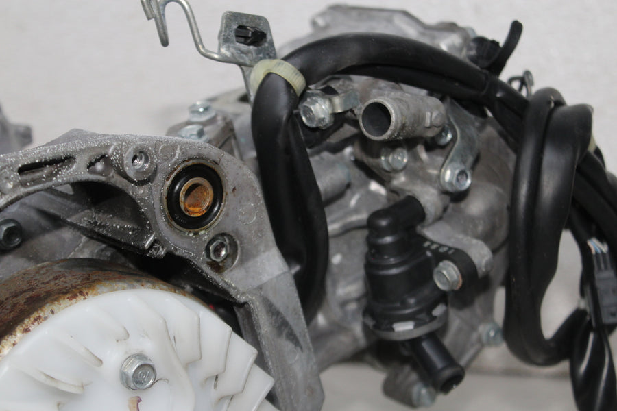 21 HONDA PCX150 ENGINE MOTOR CYLINDER HEAD CASES TRANSMISSION *STRONG RUNNER*