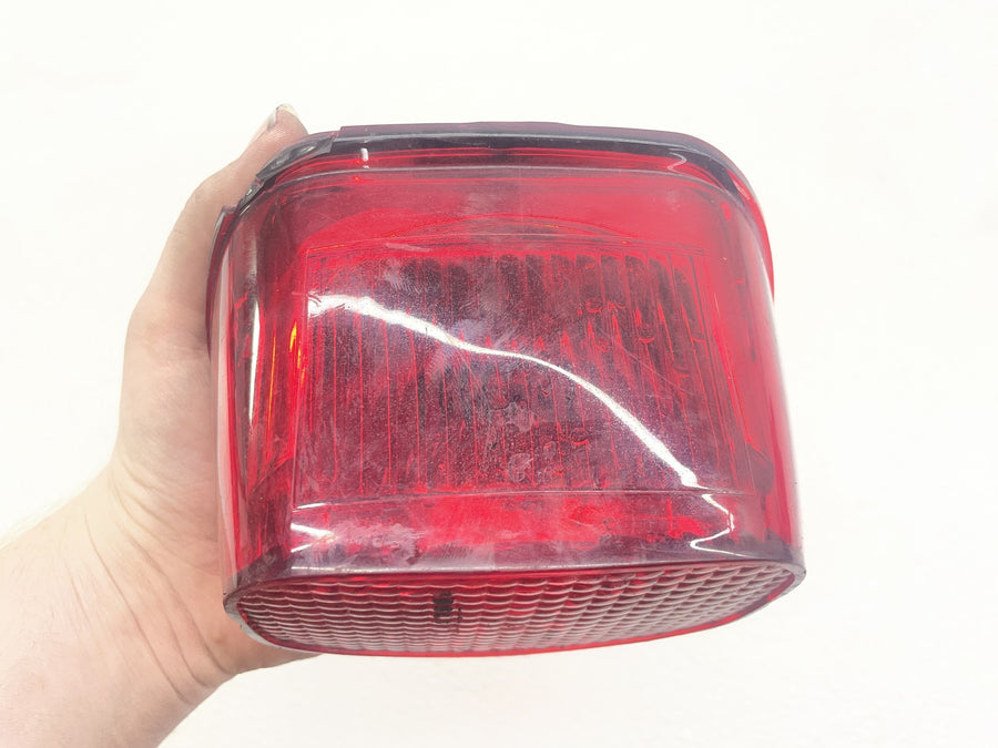 07-11 HARLEY-DAVIDSON ELECTRA GLIDE CLASSIC FLHTC TAILLIGHT REAR BRAKE LIGHT