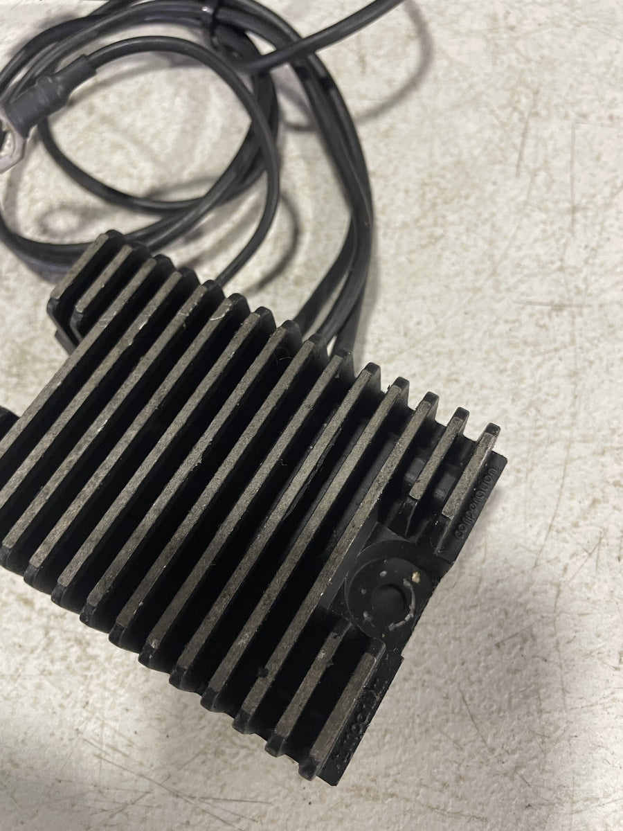 91 HARLEY-DAVIDSON ELECTRA GLIDE FLHT RECTIFIER VOLTAGE REGULATOR