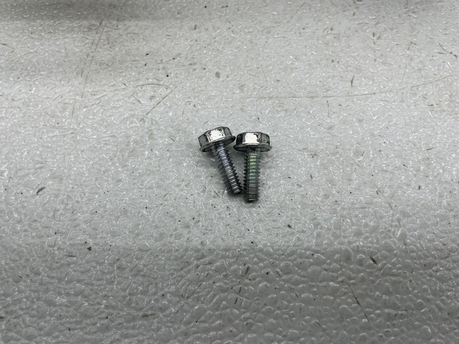 17-23 HARLEY-DAVIDSON ELECTRA GLIDE ULTRA LIMITED FLHTK BACKREST MOUNT BRACKET