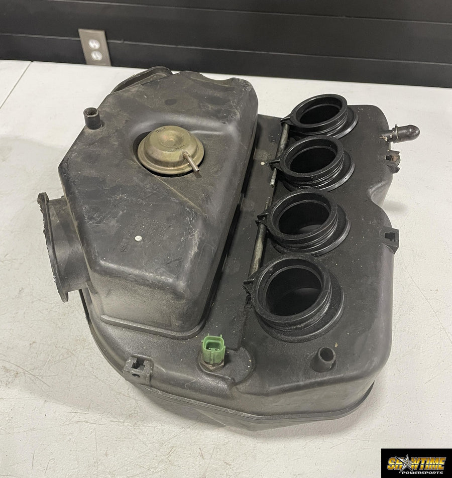 1997 SUZUKI GSXR600 SRAD AIRBOX AIR INTAKE FILTER BOX 13700-34E50